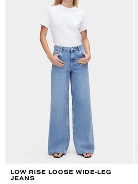 Wide-Leg Low-Rise Jeans in Light Blue